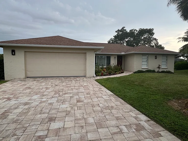 2352 Mayfield Ct — Photo 16
