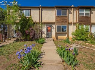 4218 Forrest Hill Rd APT B, Colorado Springs, CO 80907