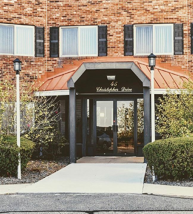 1st image of 45 Christopher Dr Unit 305