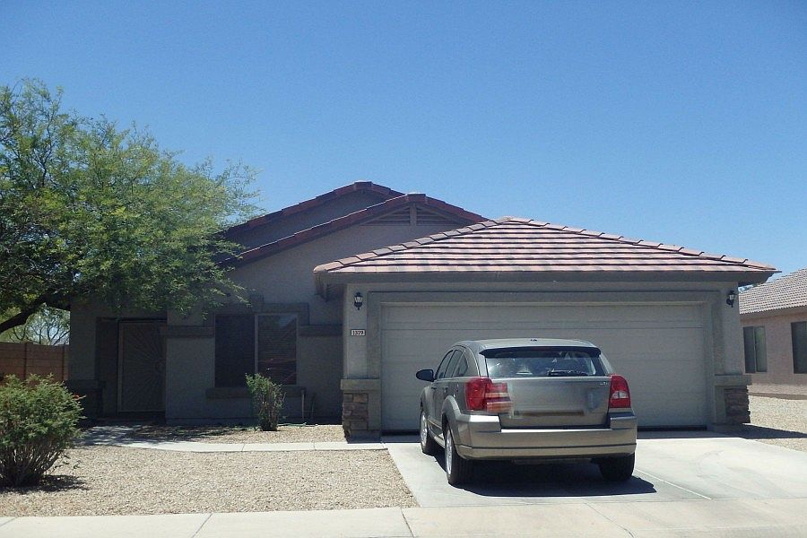 1st image of 1379 E 10th St