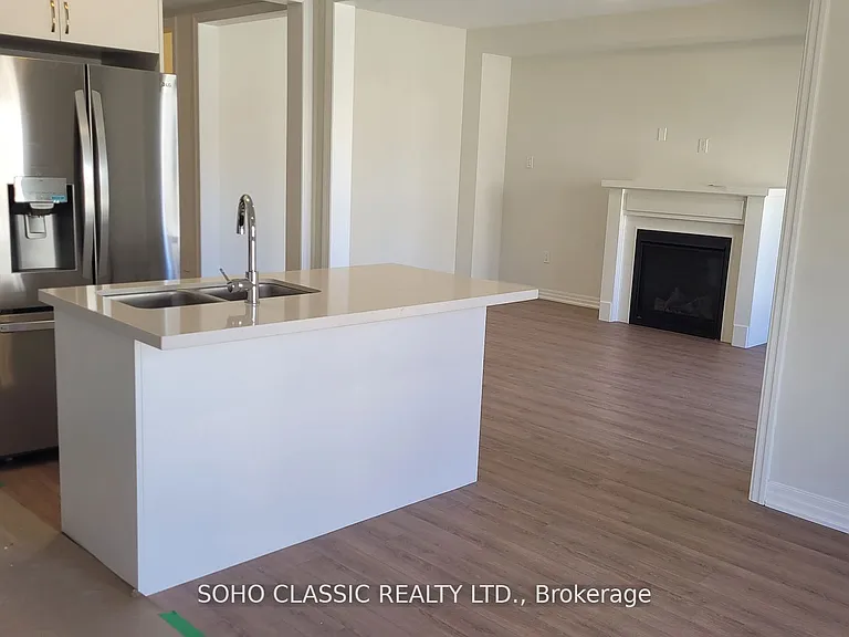 19 Connell Dr — Photo 15