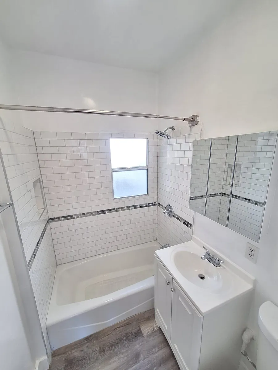 Building Photo - 511 Rampart