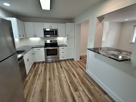 3rd image of 1134 Rachel St #4