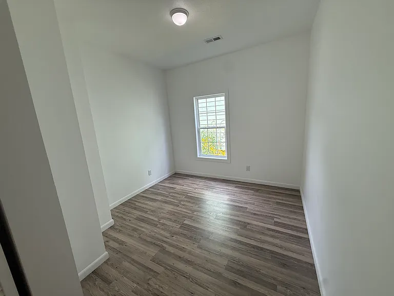 236 S Ewing St — Photo 14