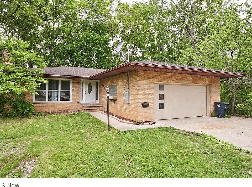 2017 Thurmont Rd, Akron, OH 44313 | Zillow