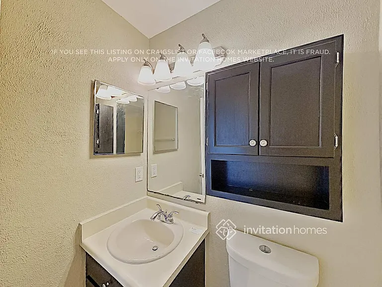 1567 Naples Cir — Photo 13