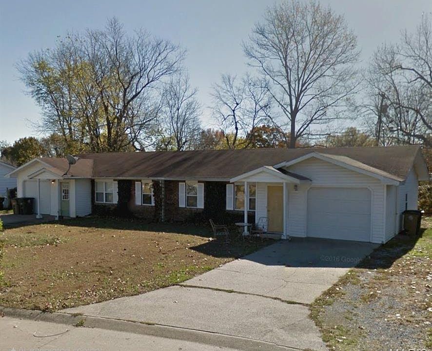 1st image of 521/523 Cape Meadows Cir