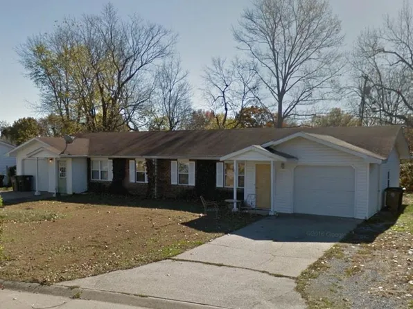 521/523 Cape Meadows Cir, Cape Girardeau, MO 63701