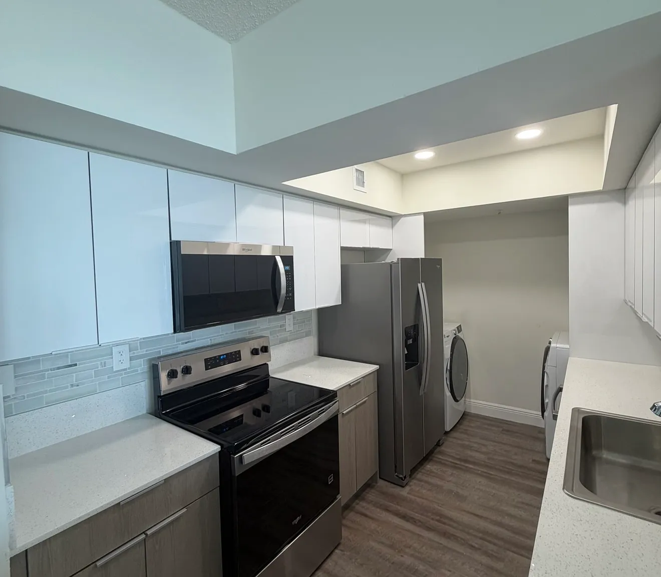 2 bed, 1080 sqft, $2,750 — Photo 1