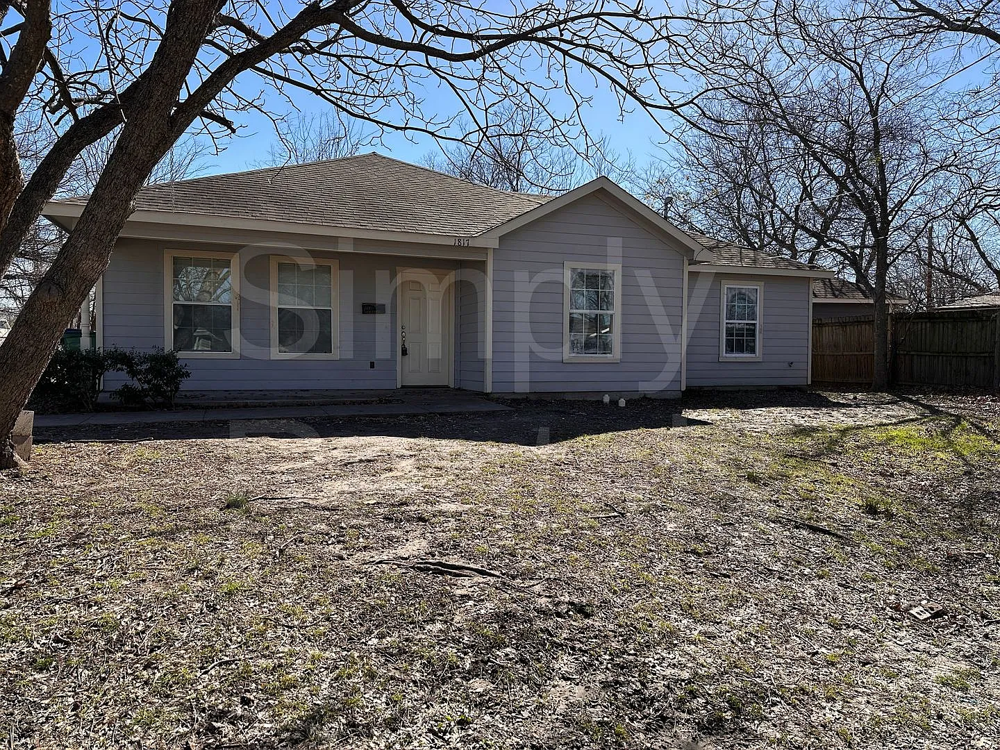 1817 Hemphill - Greenville — Photo 1