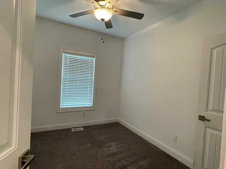 749 Amanda Ct — Photo 10