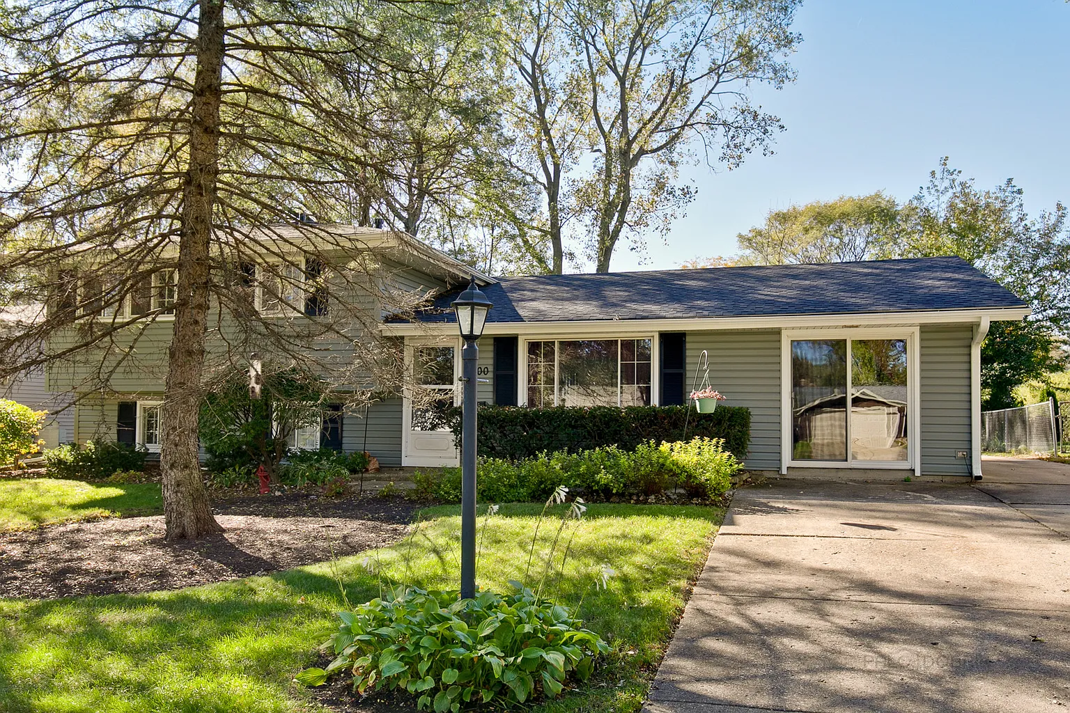 300 S Salem Dr photo 1