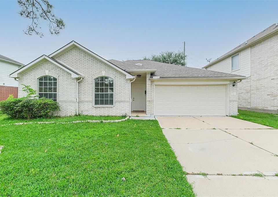 1st image of 183 Shiloh Dr