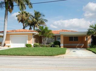 460 115th Ave, Treasure Island, FL 33706