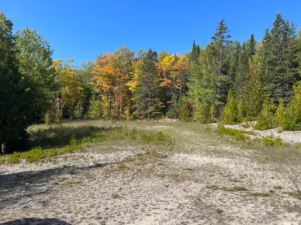 183 N Boundary Rd, Saint Ignace, MI 49781