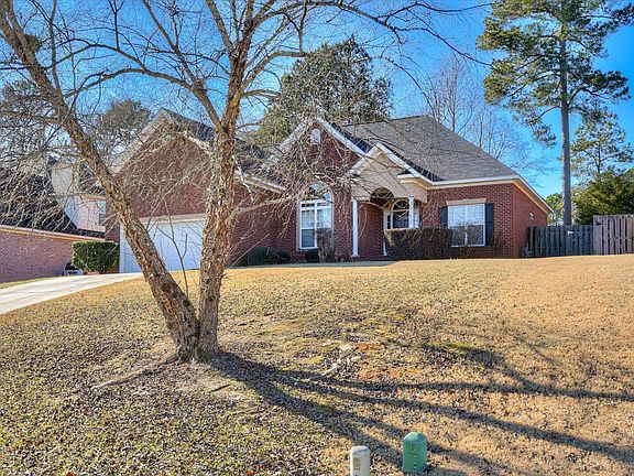 2nd image of 4894 Somerset Drive