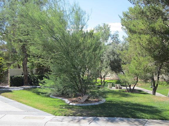 2nd image of 2005 Marble Gorge Dr