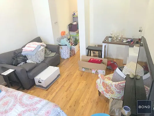 Rented by Bond New York | media 14