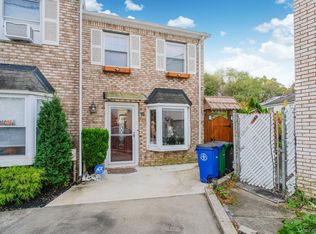 18 Atmore Place, Staten Island, NY 10306