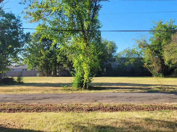 LOT 2 Sycamore St, Commerce, TX 75428