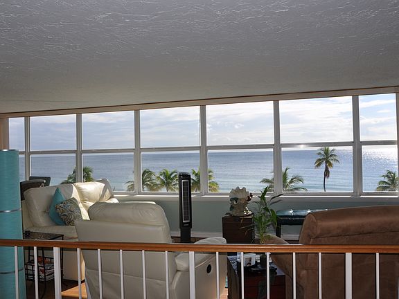 7 Window View of Ocean