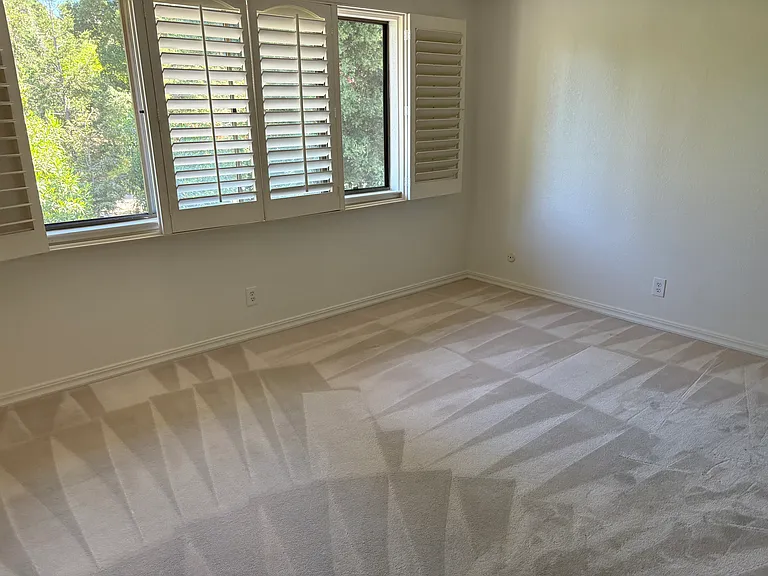 14333 Saratoga Ave #16 — Photo 6