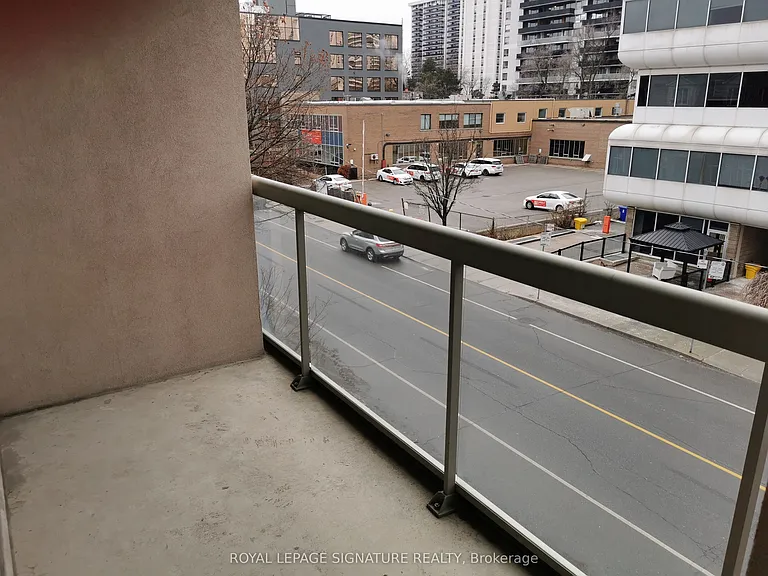 195 Merton St #312 — Photo 8