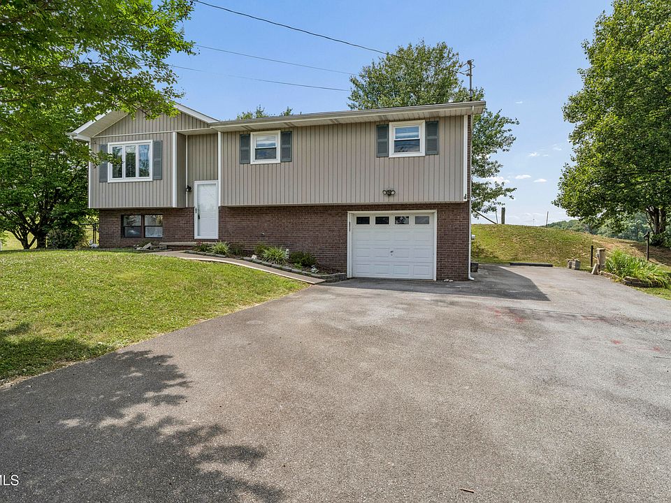 1st image of 1046 Okrina Dr