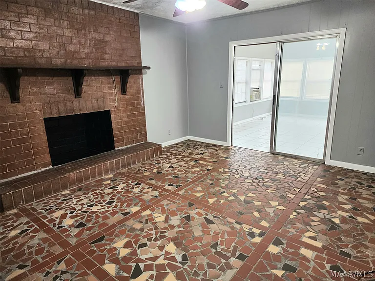 6105 Jennifer Ln — Photo 6