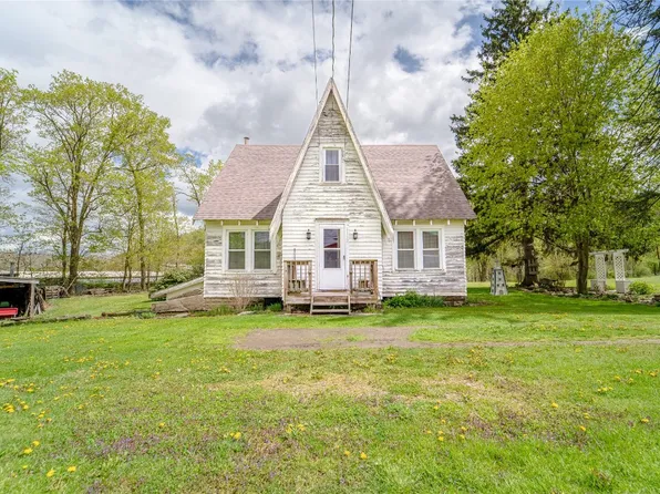 2239 Pennsylvania Ave, Apalachin, NY 13732