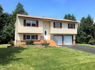 48 Delaware Rd, Newburgh, NY 12550