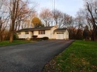 25 Ballantine St, Roxbury Twp, NJ 07847