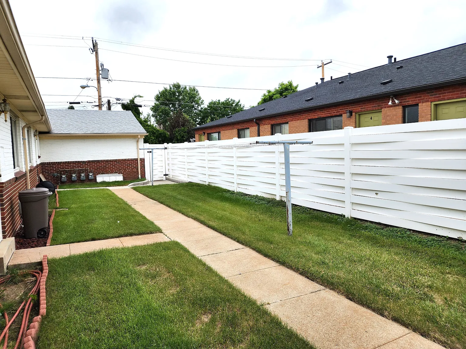 NMonroe/2701 - 4 — Photo 3