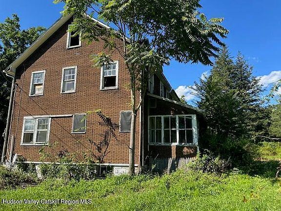 2nd image of 5629-5633 Cauterskill Road