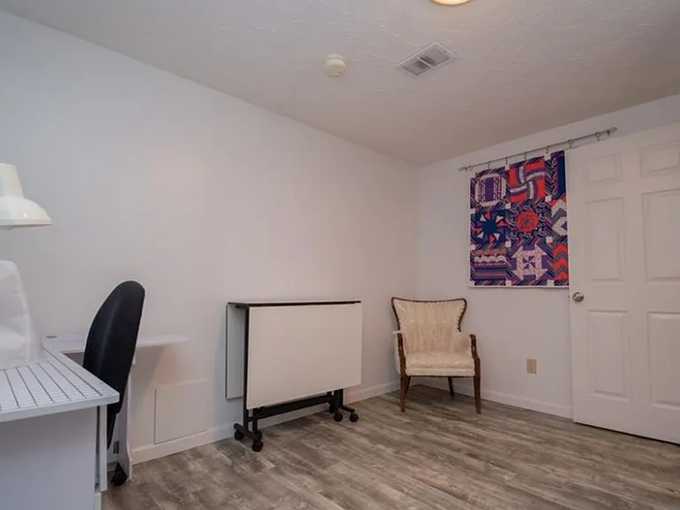 6187 S 45 E — Photo 18
