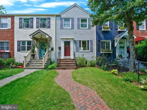 715 S Fayette St, Alexandria, VA 22314