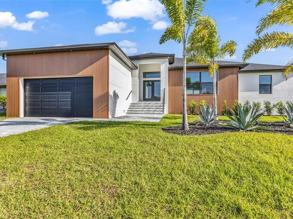 18514 Ashcroft Cir, Port Charlotte, FL 33948