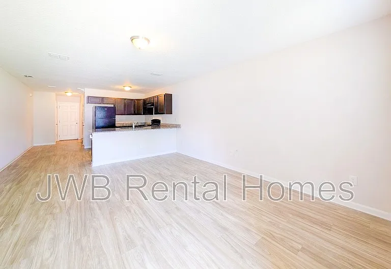 8511 McGirts Village Ln — Photo 3