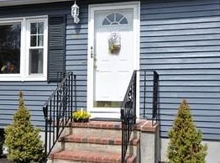 60 Dover St, Concord, MA 01742