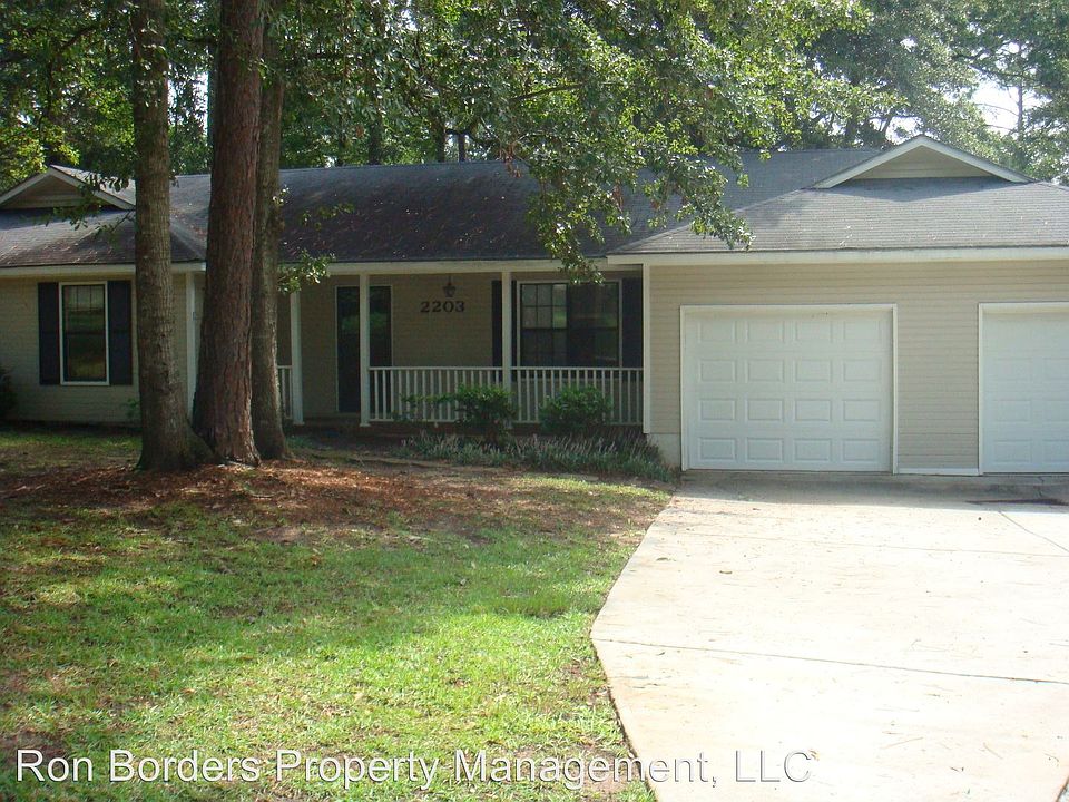 1st image of 2203 Northwood Cir