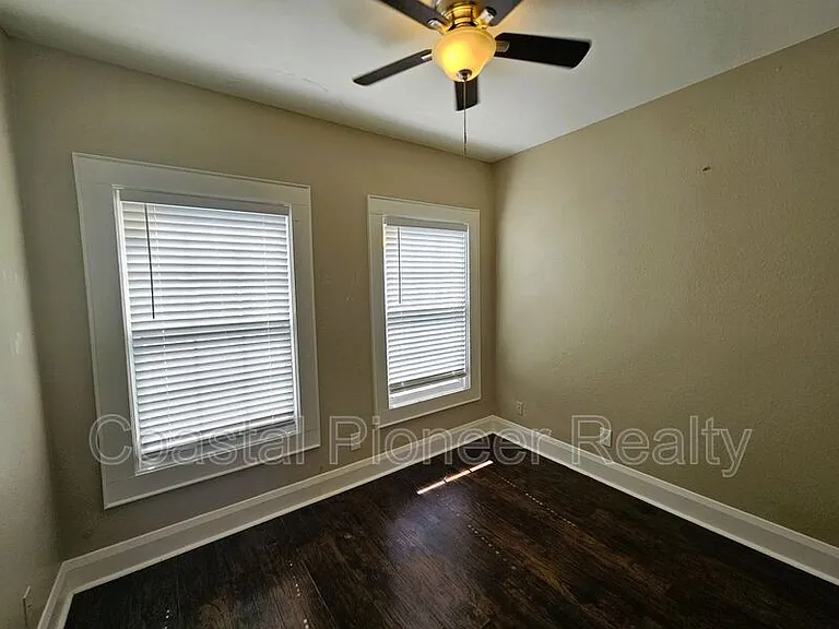 209 S Westland Ave #D — Photo 17