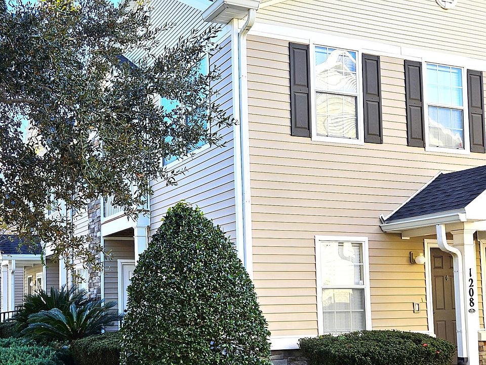 1st image of 575 E OAKLEAF PLANTATION Parkway #1208