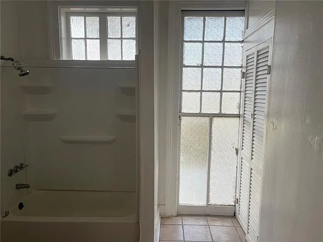 4214 Loyola Ave #C — Photo 8