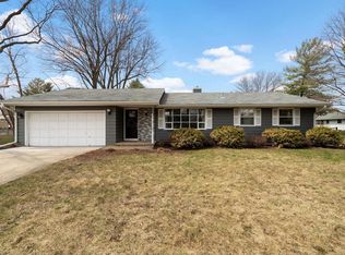 2703 Osmundsen Rd, Fitchburg, WI 53711