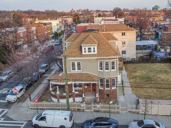 3620 Paulding Avenue N/A image 1 of 30