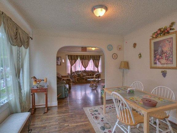 Dinning Room Main Level