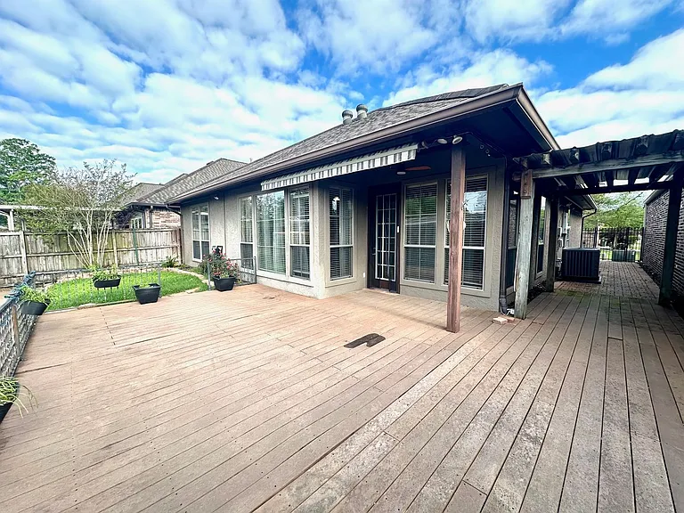 39339 Magazine Ave — Photo 32