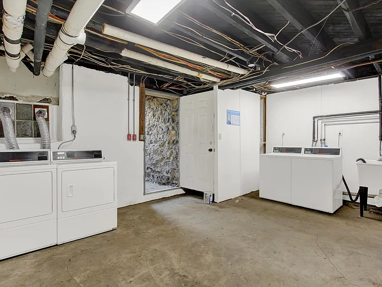 715 Oak Hill Ave #3N — Photo 18