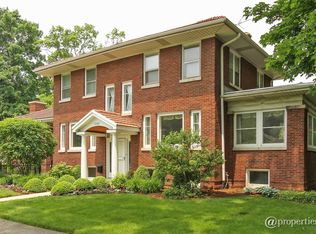 1102 Monroe Ave, River Forest, IL 60305
