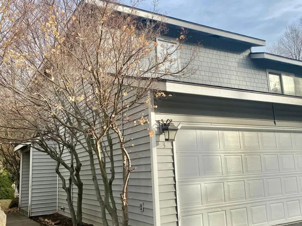 1700 9th St #3, Bend, OR 97703